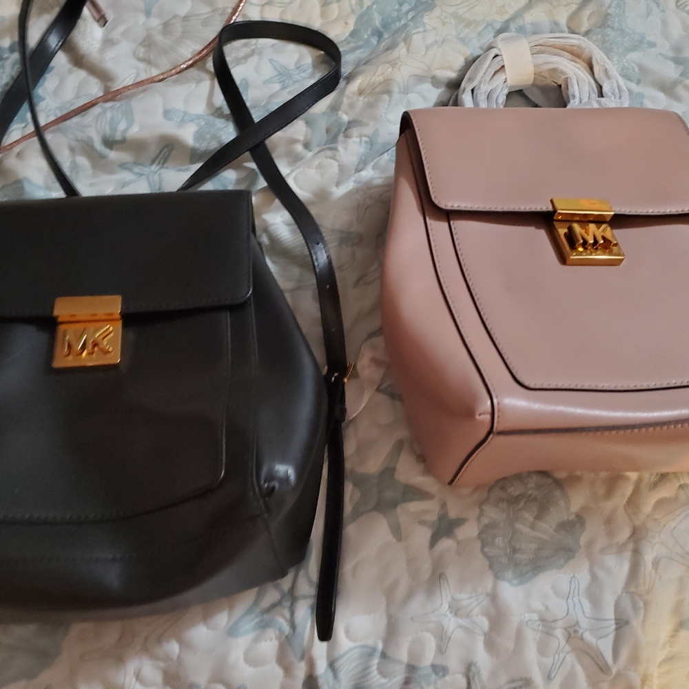 Michael kors small black book bag